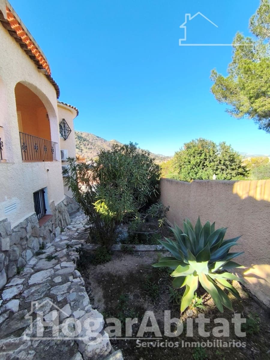 Chalet de 4 habitaciones en Calpe / Calp en venta con piscina garaje - 490.000 € (Ref: 9401129)