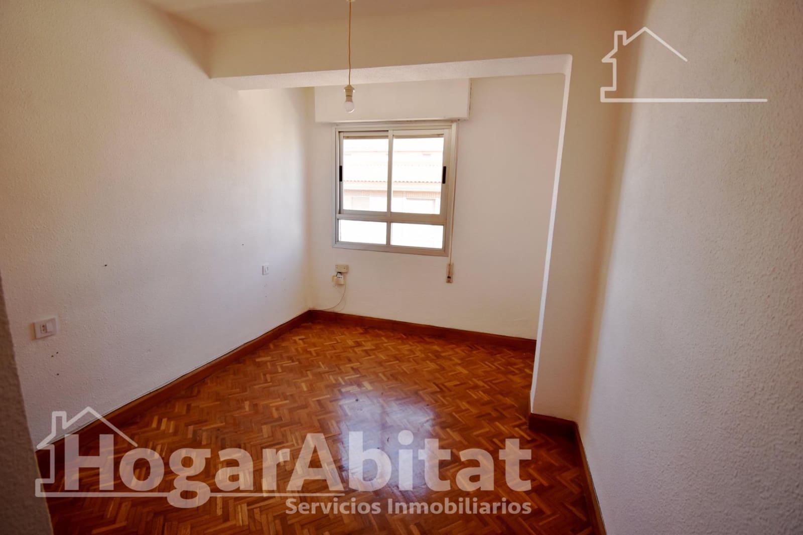 3 slaapkamer Flat te koop in Castello de la Plana - € 129.000 (Ref: 9401134)