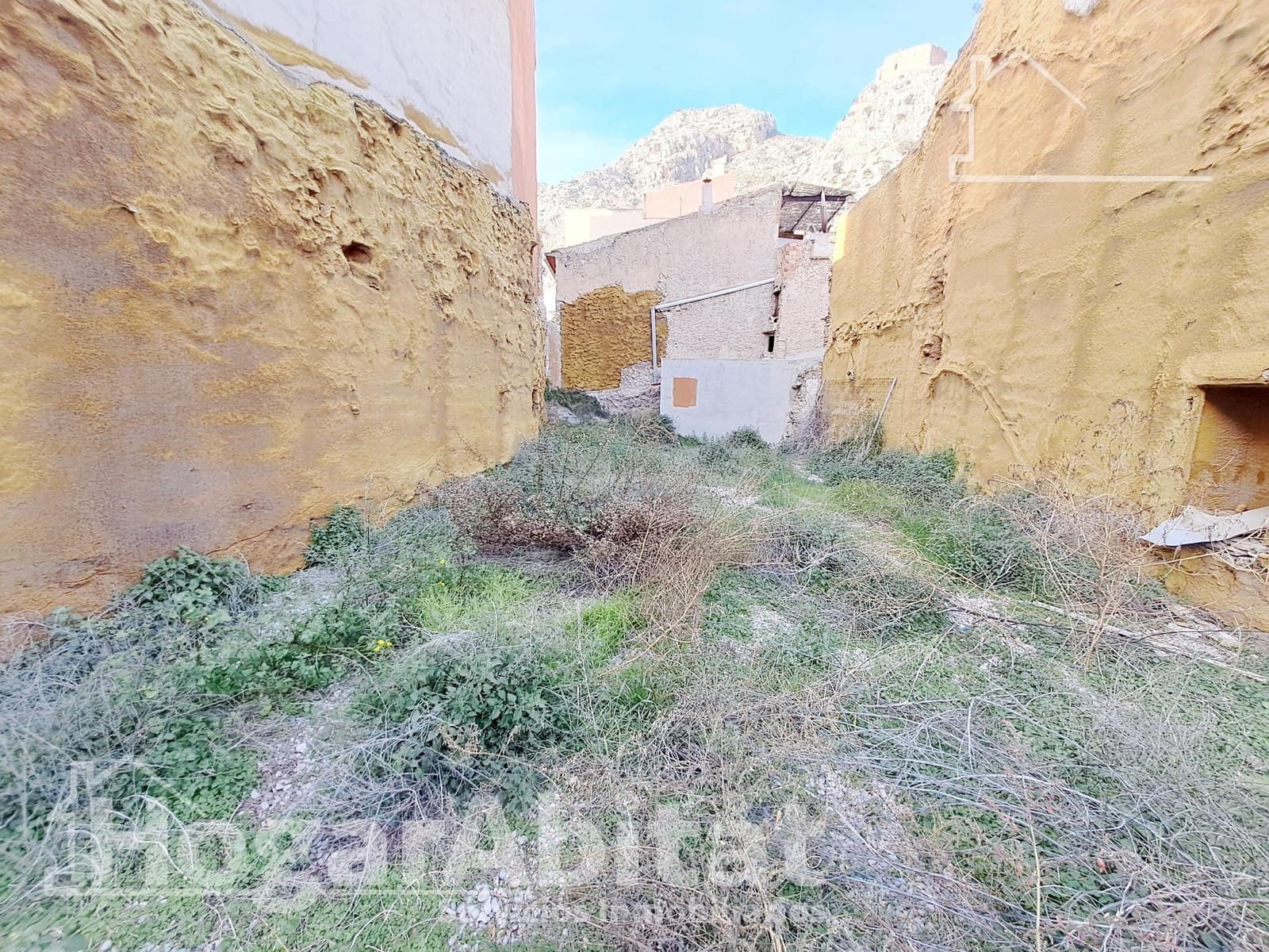 Building Plot for sale in Borriol - € 49,500 (Ref: 9401136)
