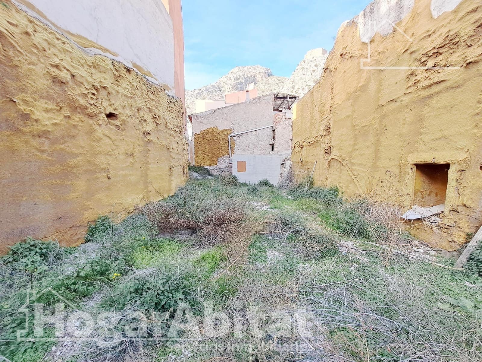 Building Plot for sale in Borriol - € 49,500 (Ref: 9401136)