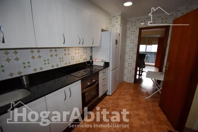 4 chambre Appartement à vendre à Algemesí - 169 000 € (Ref: 9401139)