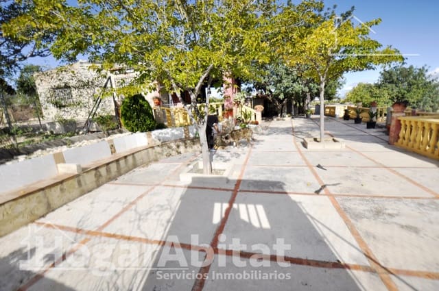 4 soveværelse Villa til salg i Godelleta med swimmingpool garage - € 180.000 (Ref: 9401140)