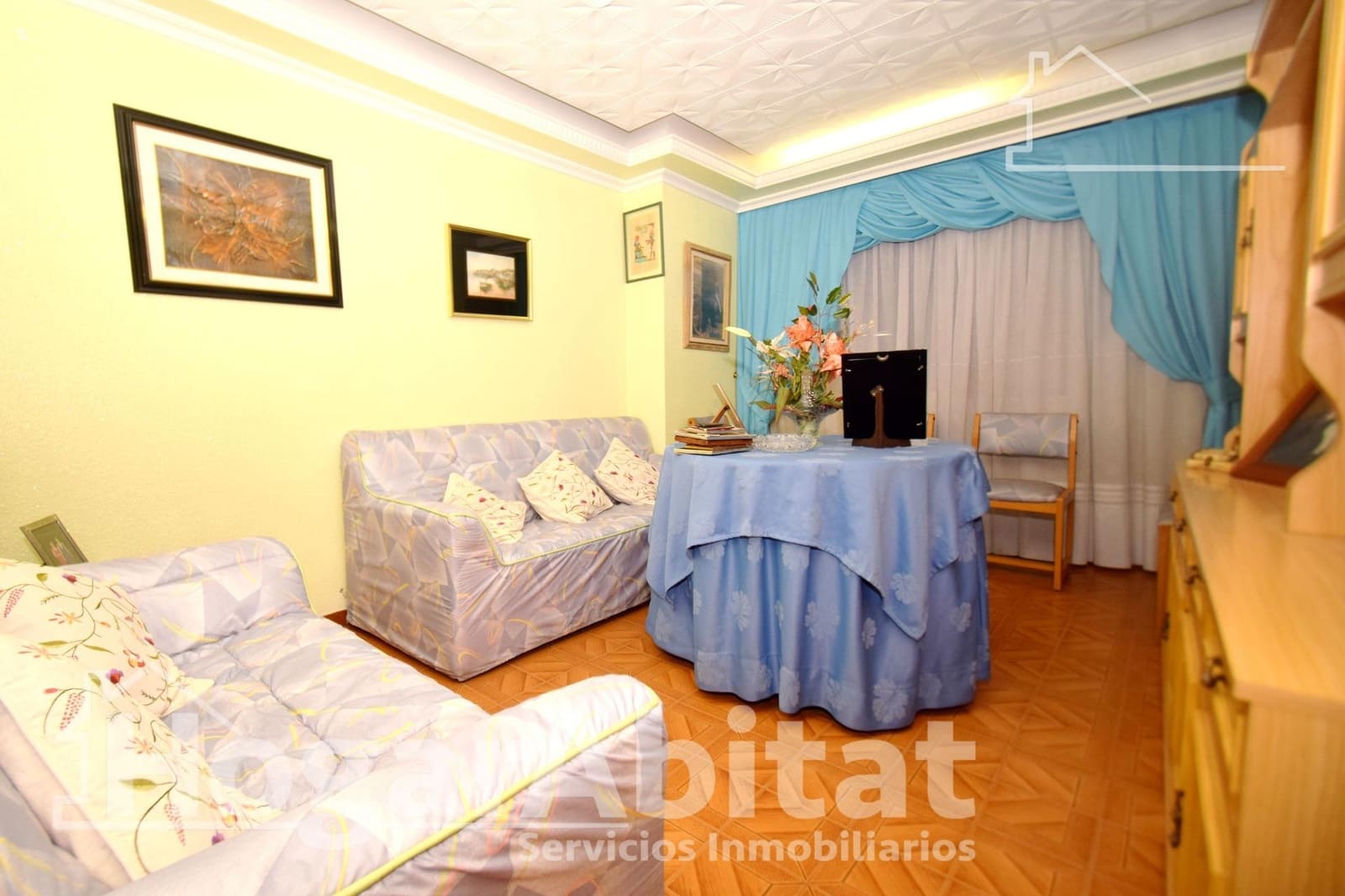 6 bedroom Townhouse for sale in Castello de la Plana - € 250,000 (Ref: 9401145)