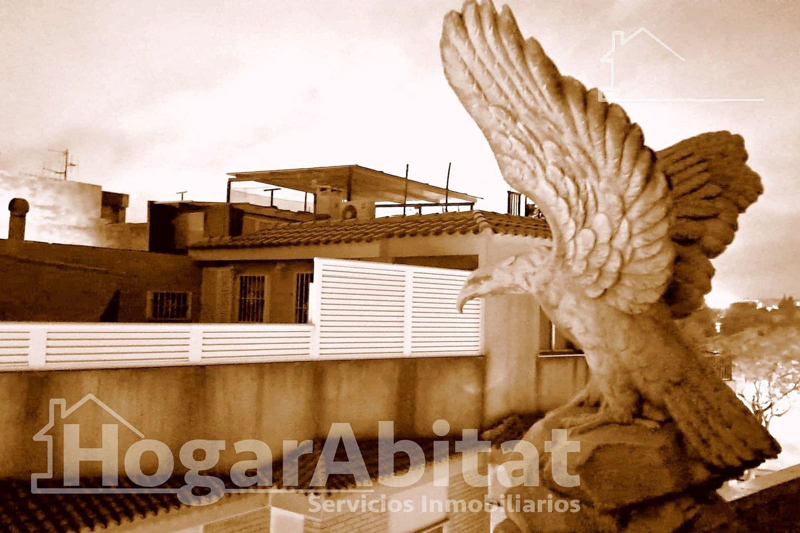 6 bedroom Townhouse for sale in Castello de la Plana - € 250,000 (Ref: 9401145)