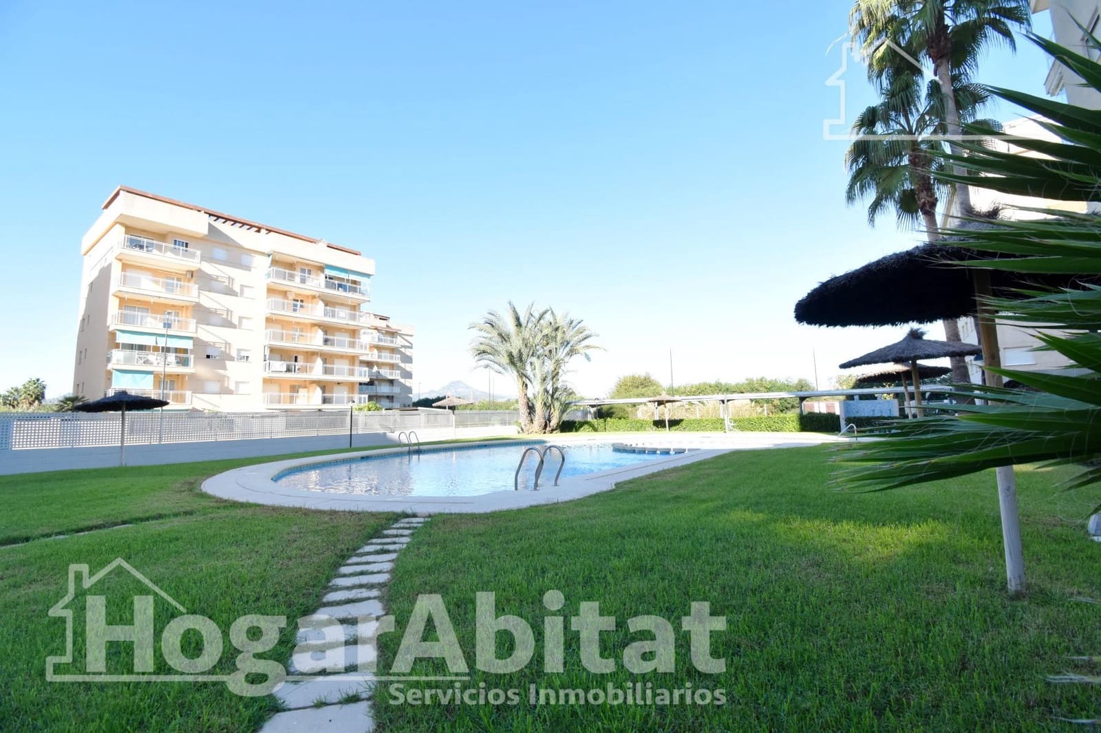 1 bedroom Flat for sale in Daimus with pool - € 168,000 (Ref: 9403448)