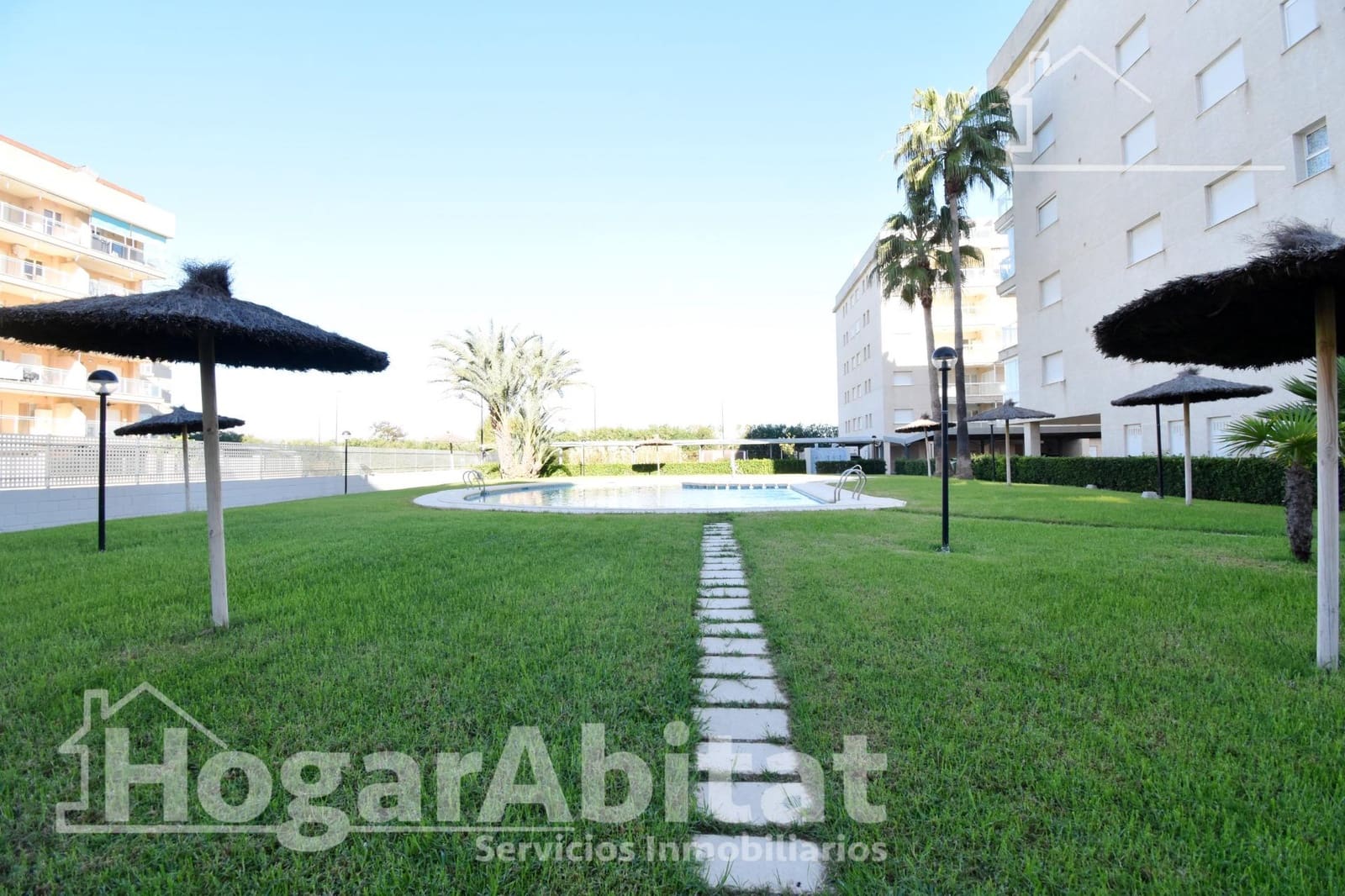 1 bedroom Flat for sale in Daimus with pool - € 168,000 (Ref: 9403448)