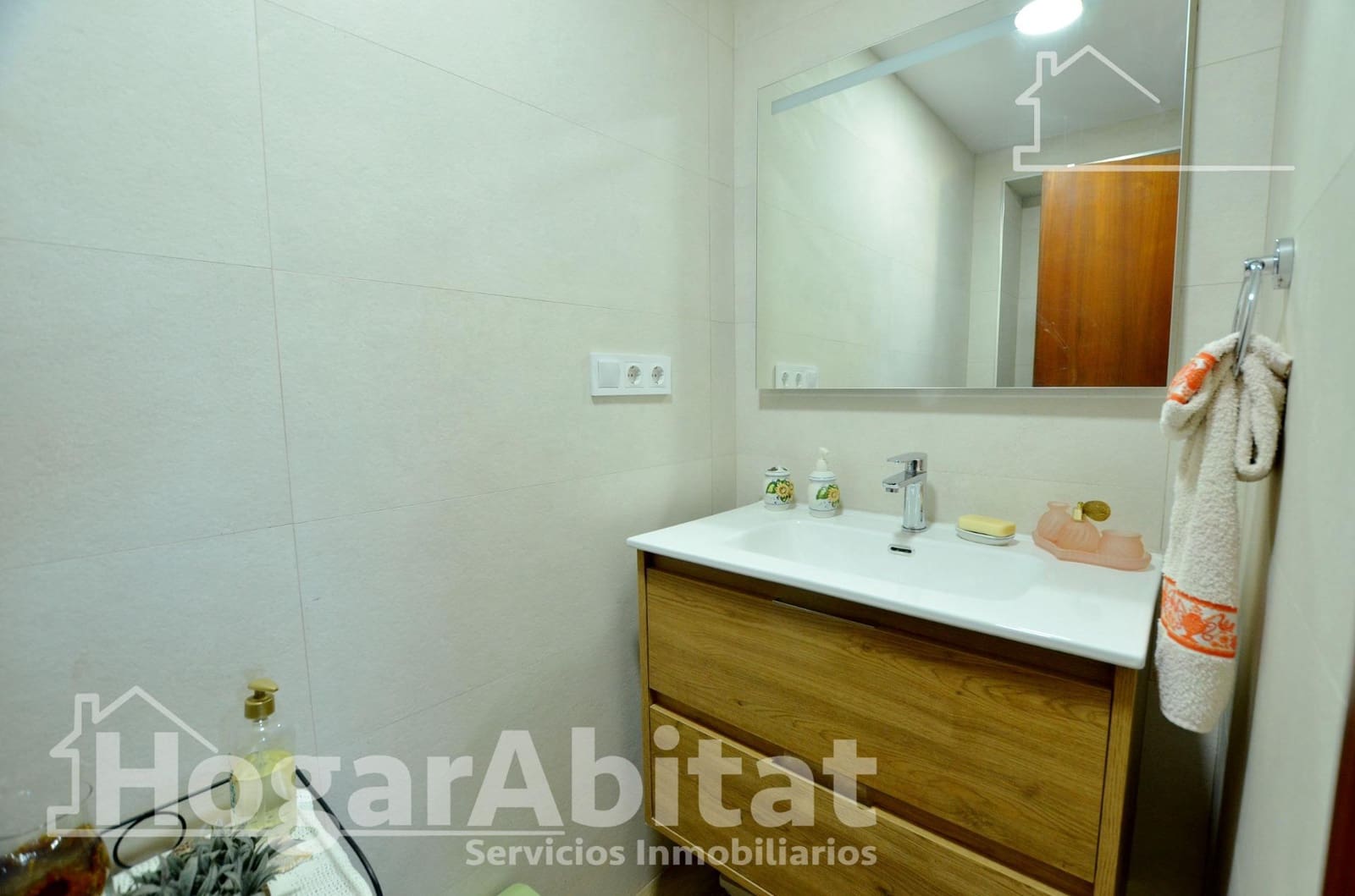 4 soveværelse Lejlighed til salg i Alicante by med garage - € 260.000 (Ref: 9403455)