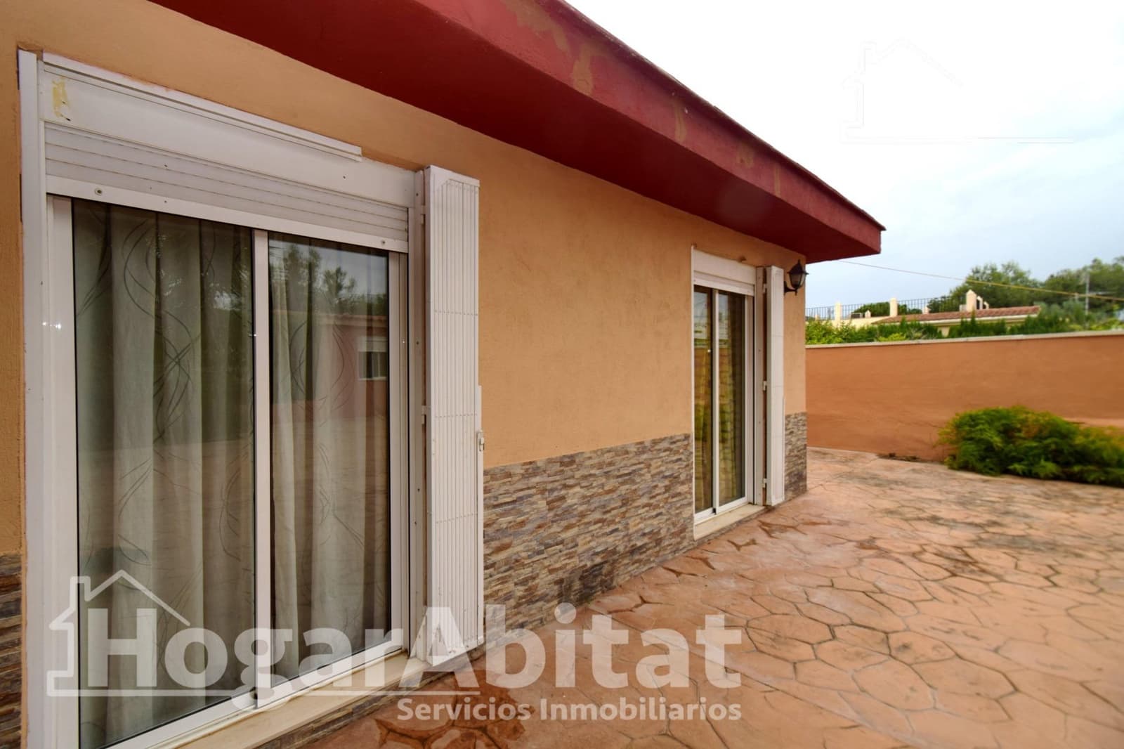 4 slaapkamer Villa te koop in Lliria met zwembad garage - € 265.000 (Ref: 9403457)