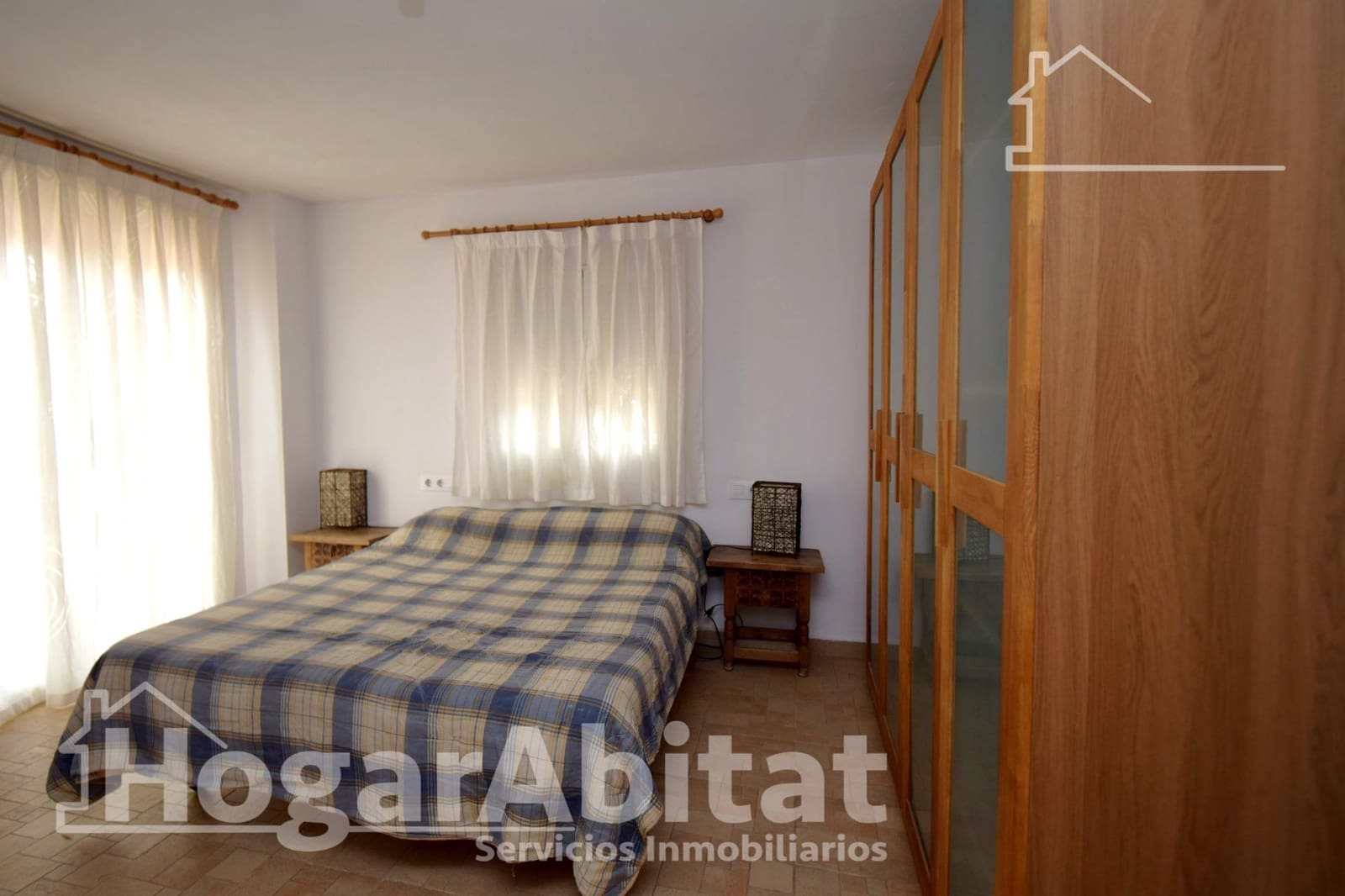 4 slaapkamer Villa te koop in Lliria met zwembad garage - € 265.000 (Ref: 9403457)