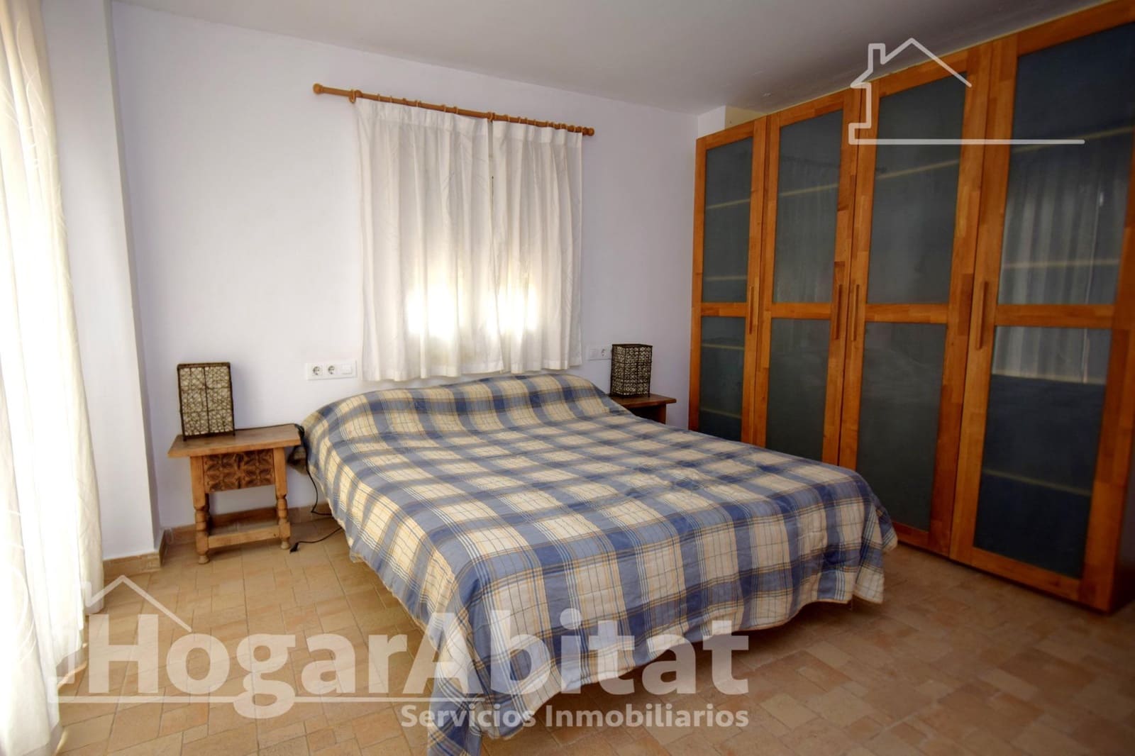 4 slaapkamer Villa te koop in Lliria met zwembad garage - € 265.000 (Ref: 9403457)