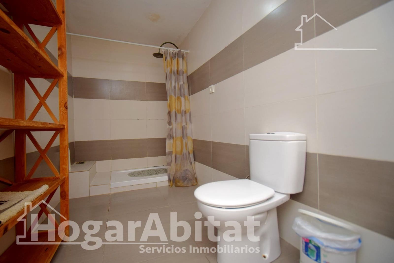 4 slaapkamer Villa te koop in Lliria met zwembad garage - € 265.000 (Ref: 9403457)