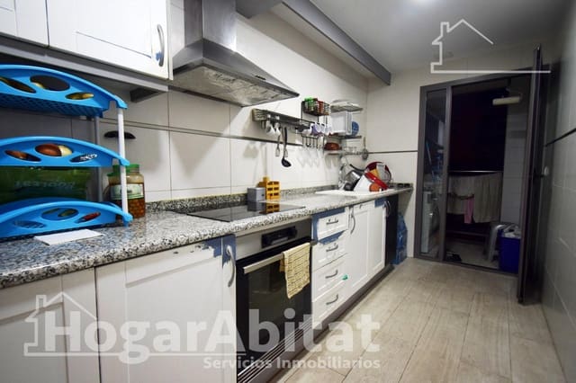 3 soveværelse Lejlighed til salg i Benicalap, Valencia by med swimmingpool - € 400.000 (Ref: 9403462)