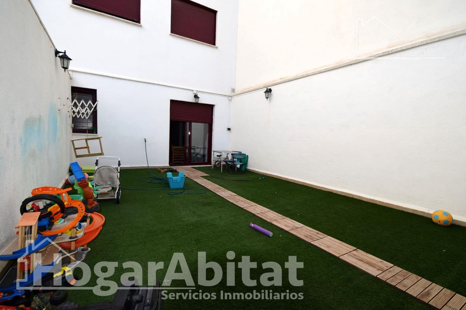 2 bedroom Flat for sale in Alginet with pool garage - € 155,000 (Ref: 9406905)