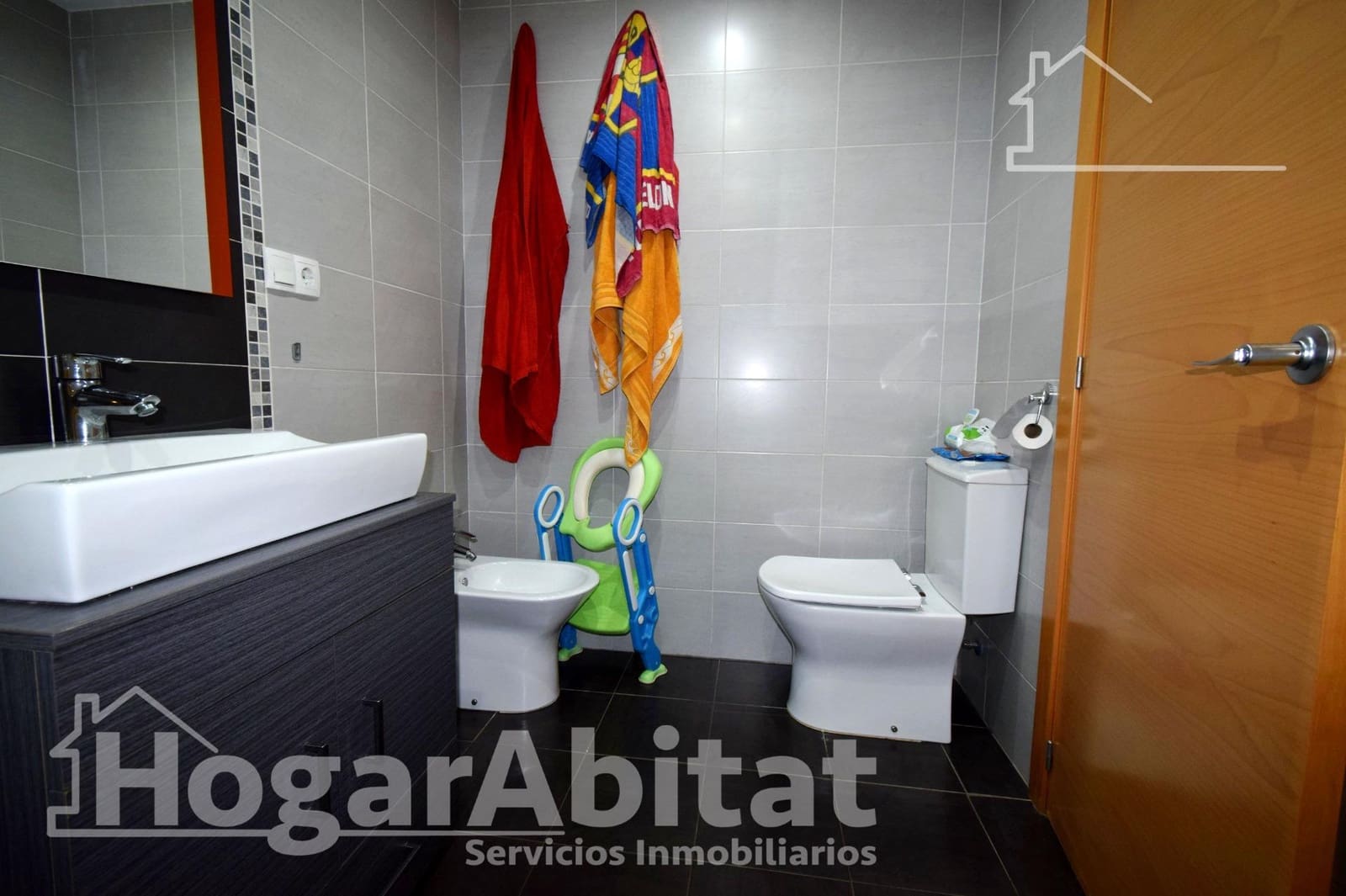 2 bedroom Flat for sale in Alginet with pool garage - € 155,000 (Ref: 9406905)