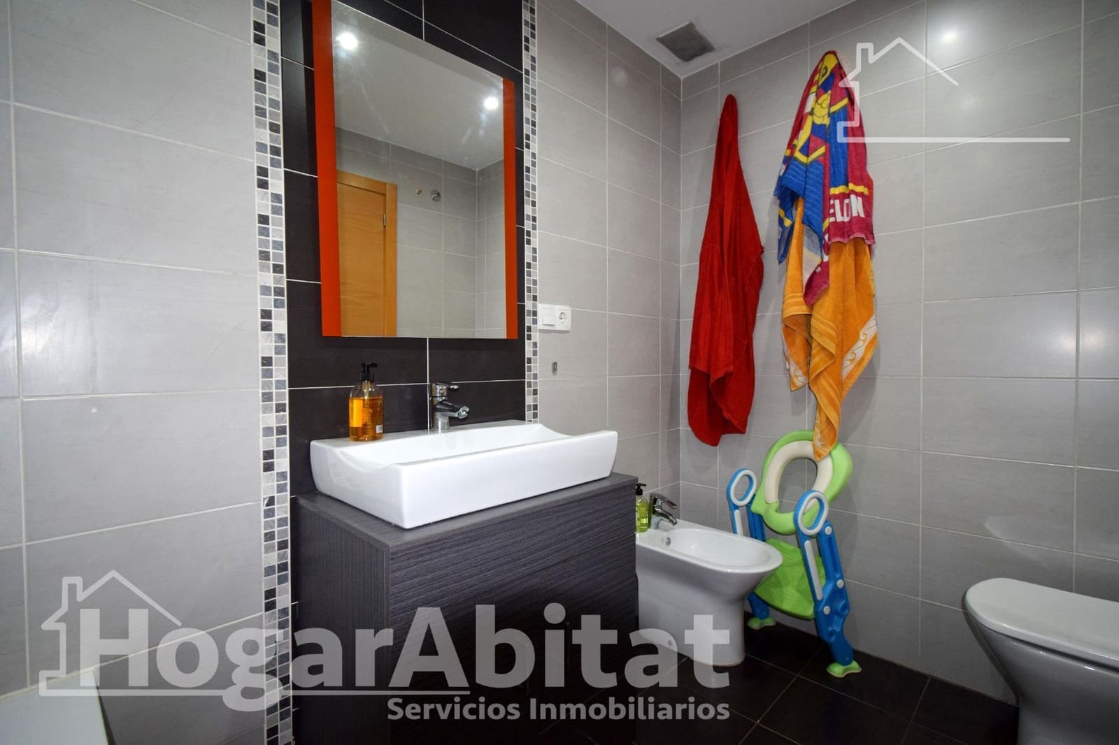 2 bedroom Flat for sale in Alginet with pool garage - € 155,000 (Ref: 9406905)