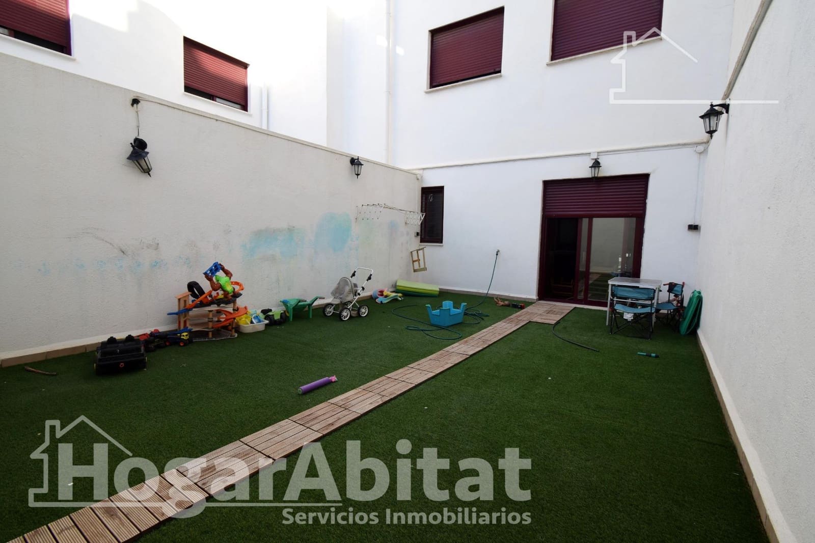 2 bedroom Flat for sale in Alginet with pool garage - € 155,000 (Ref: 9406905)