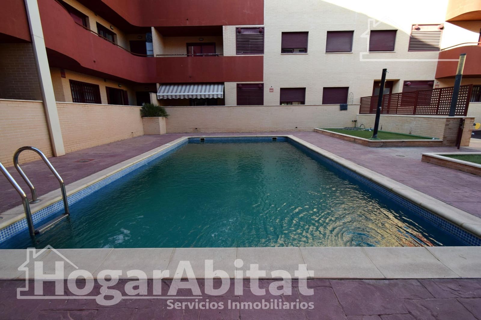 2 bedroom Flat for sale in Alginet with pool garage - € 155,000 (Ref: 9406905)