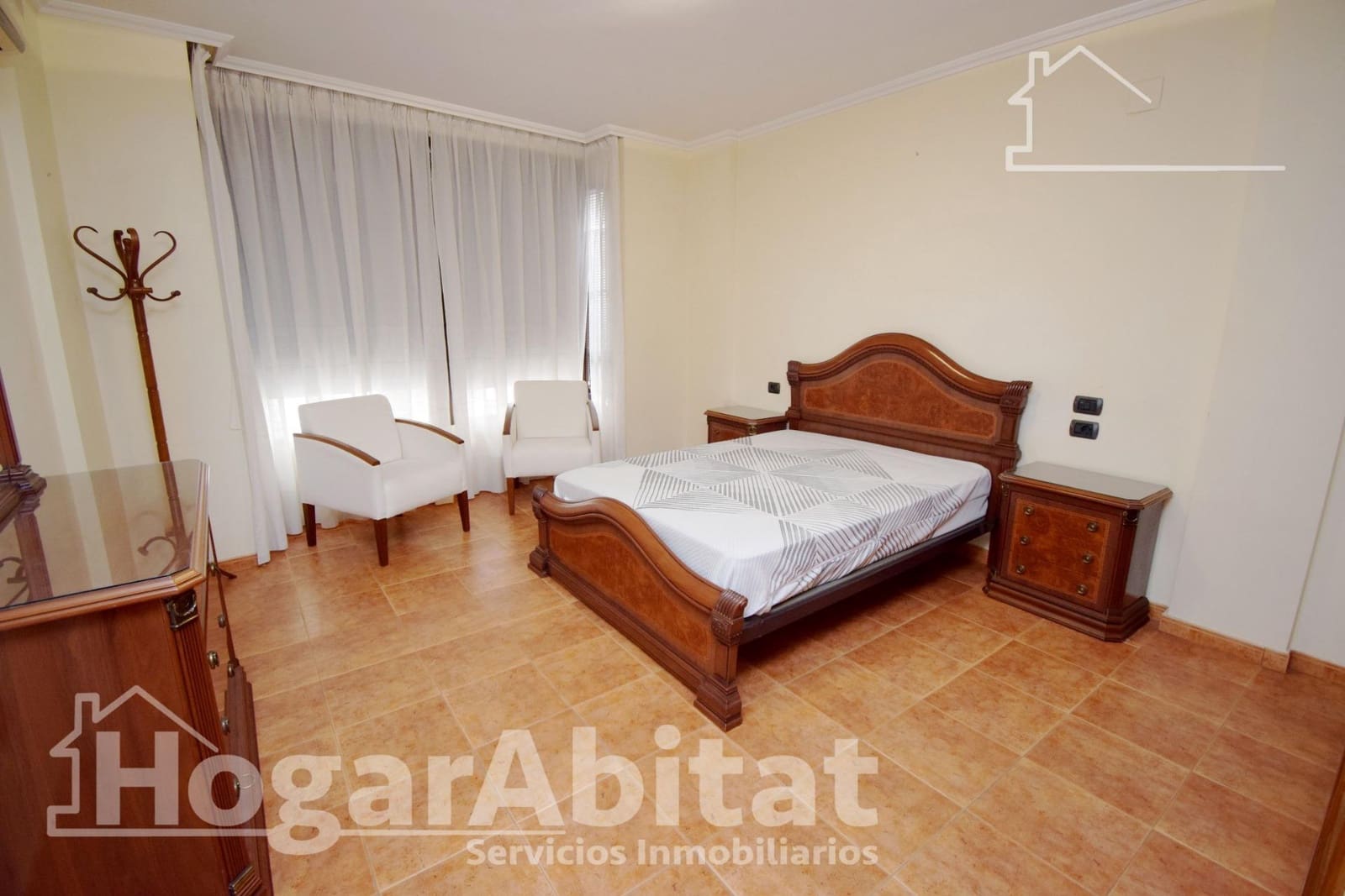 4 makuuhuone Omakotitalo myytävänä paikassa Vila-real mukana 
autotalli - 240 000 € (Ref: 9406969)