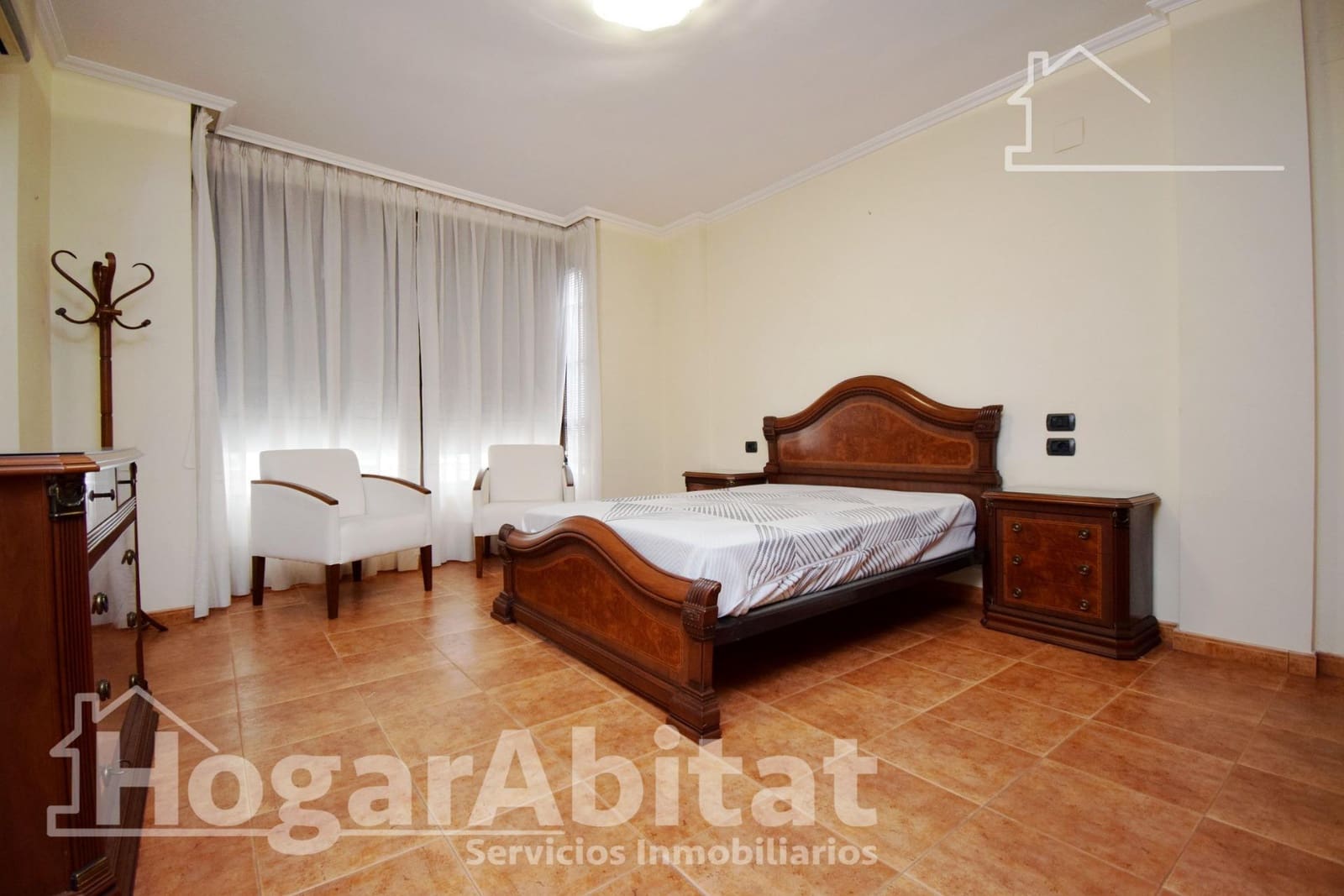 4 makuuhuone Omakotitalo myytävänä paikassa Vila-real mukana 
autotalli - 240 000 € (Ref: 9406969)