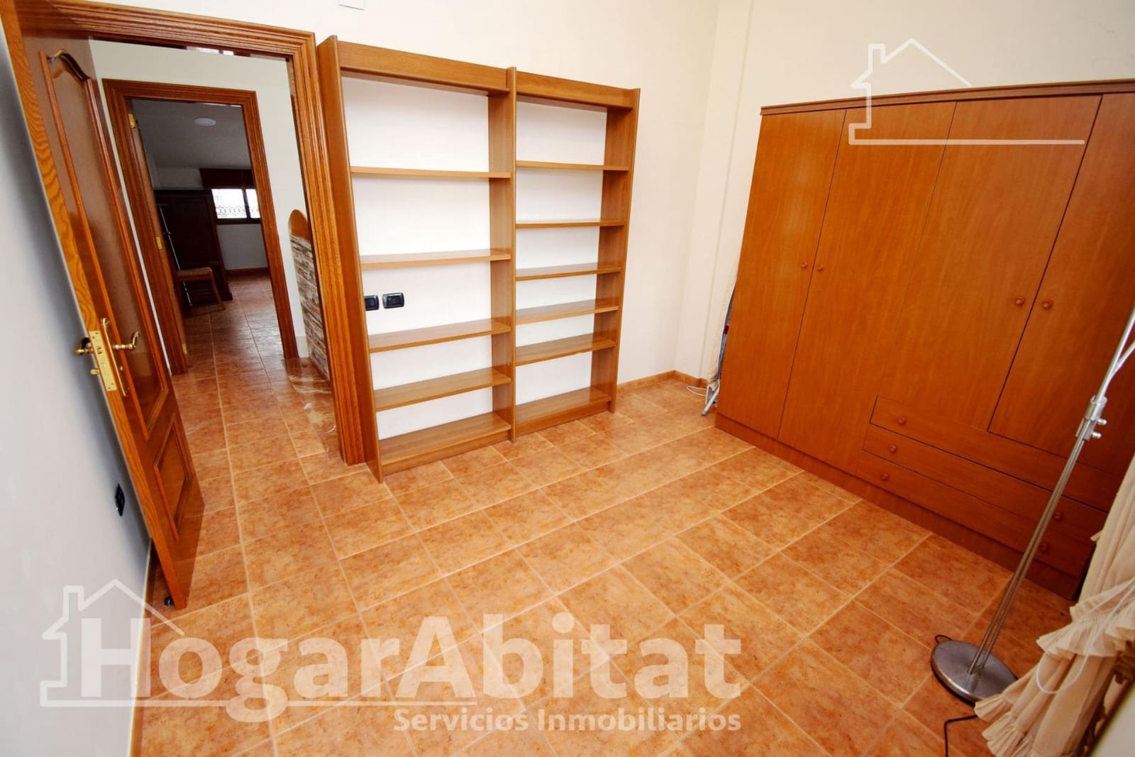 4 makuuhuone Omakotitalo myytävänä paikassa Vila-real mukana 
autotalli - 240 000 € (Ref: 9406969)