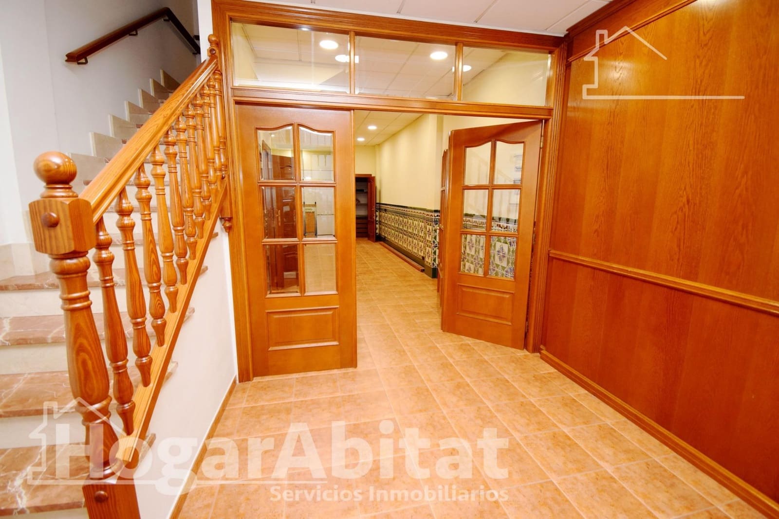 4 makuuhuone Omakotitalo myytävänä paikassa Vila-real mukana 
autotalli - 240 000 € (Ref: 9406969)