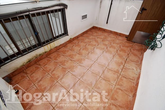Casa de 4 habitaciones en Vila-real en venta con garaje - 240.000 € (Ref: 9406969)