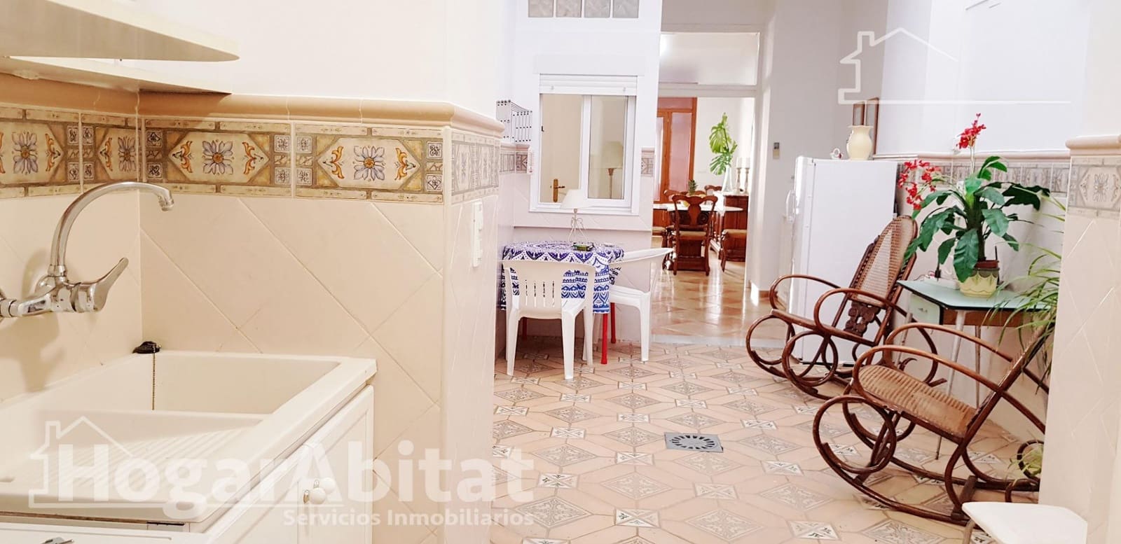 6 bedroom Townhouse for sale in Oliva - € 520,000 (Ref: 9406971)