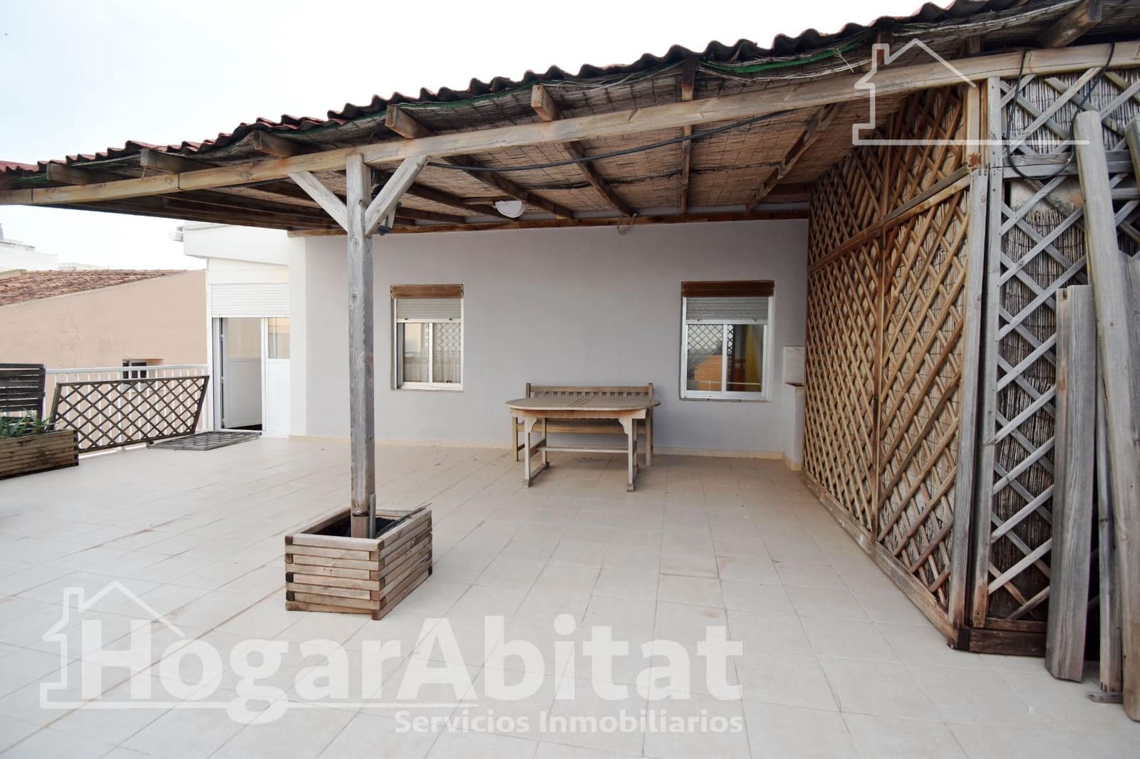 3 soverom Penthouse til salgs i Piles med garasje - € 205 000 (Ref: 9411019)