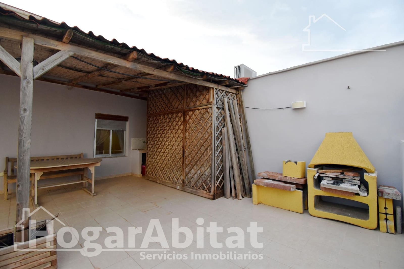 3 soverom Penthouse til salgs i Piles med garasje - € 205 000 (Ref: 9411019)