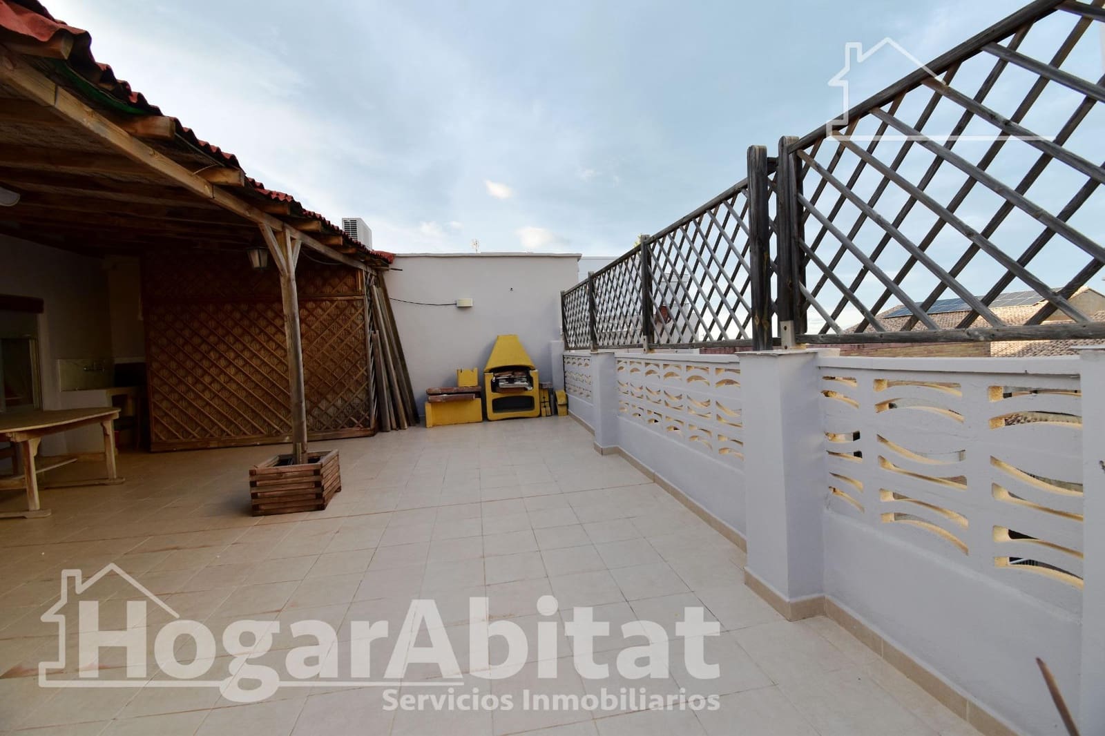 3 soverom Penthouse til salgs i Piles med garasje - € 205 000 (Ref: 9411019)