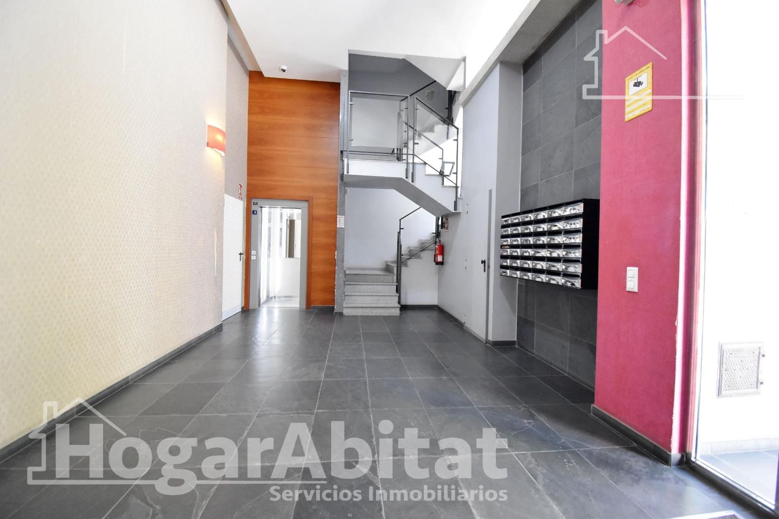 Piso de 1 habitación en Gandia en venta con garaje - 155.000 € (Ref: 9411031)