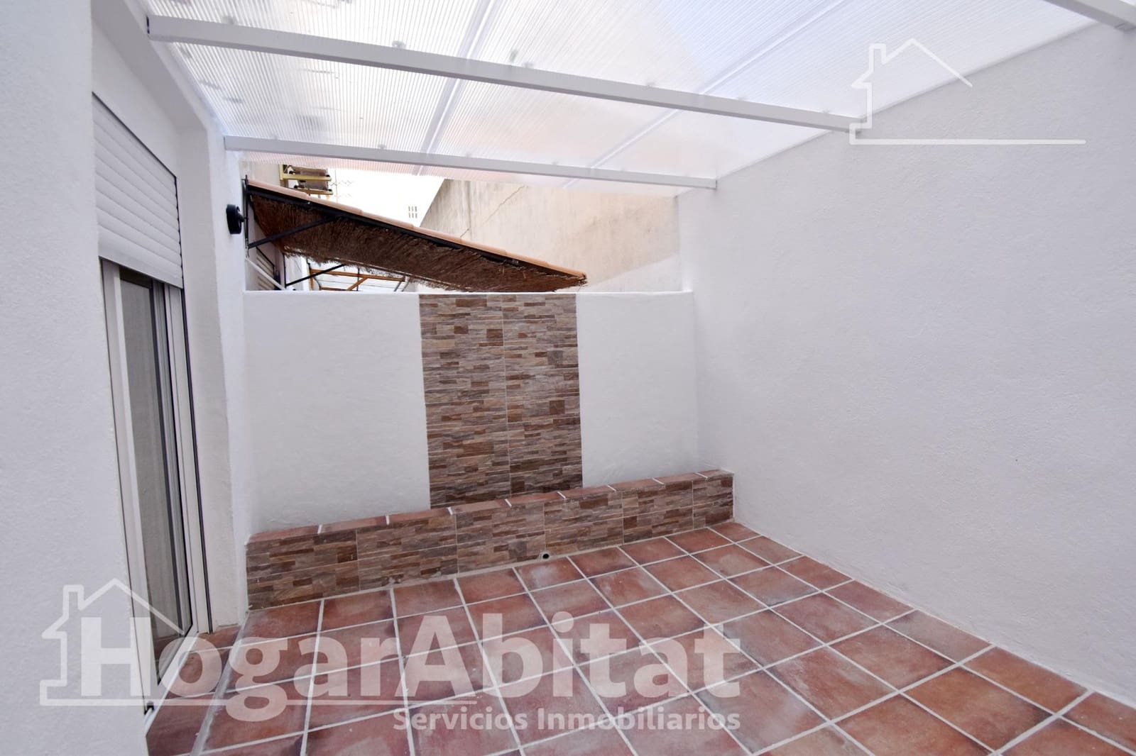 2 bedroom Flat for sale in Castello de la Plana - € 130,000 (Ref: 9411040)