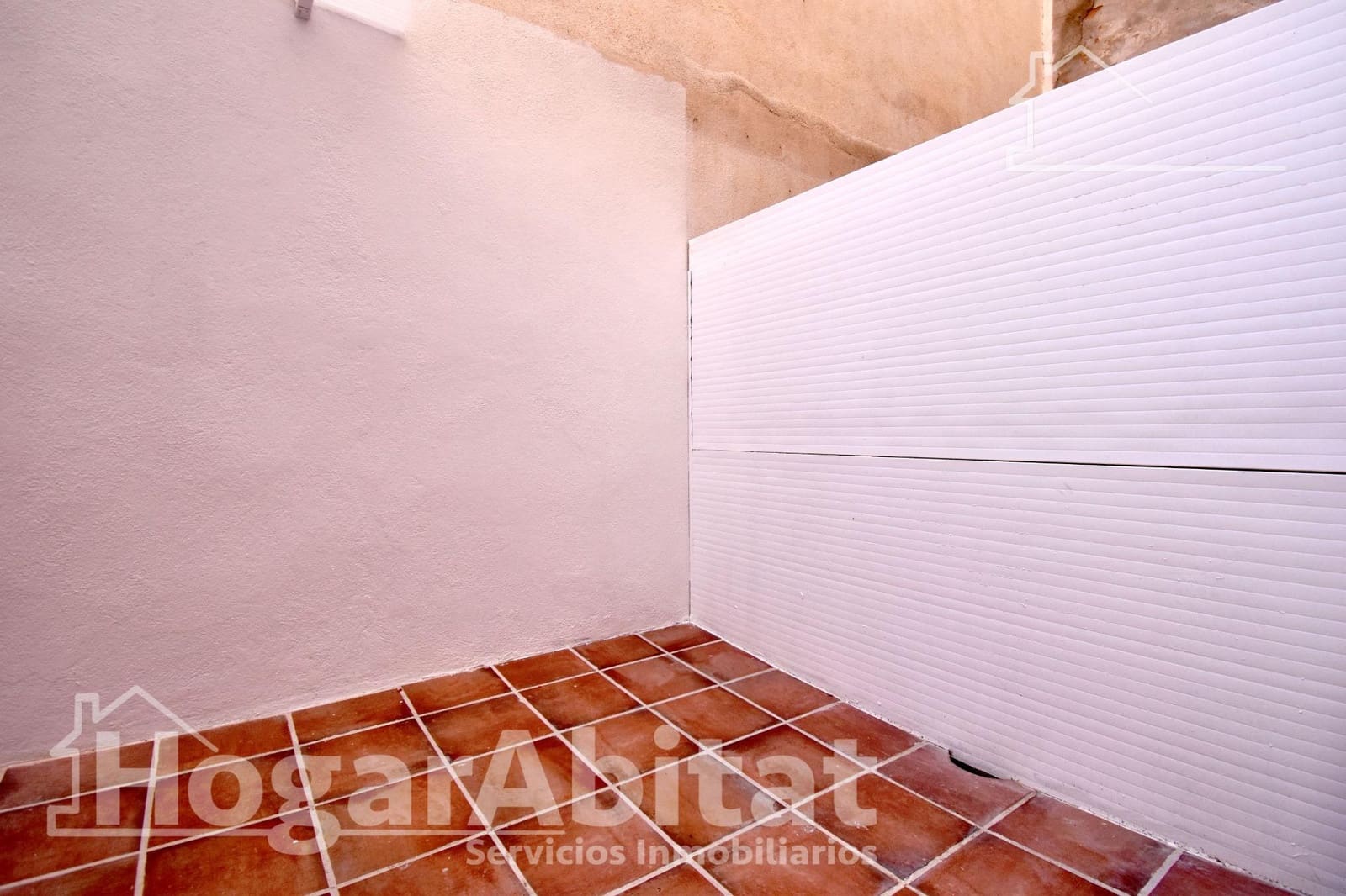 2 bedroom Flat for sale in Castello de la Plana - € 130,000 (Ref: 9411040)