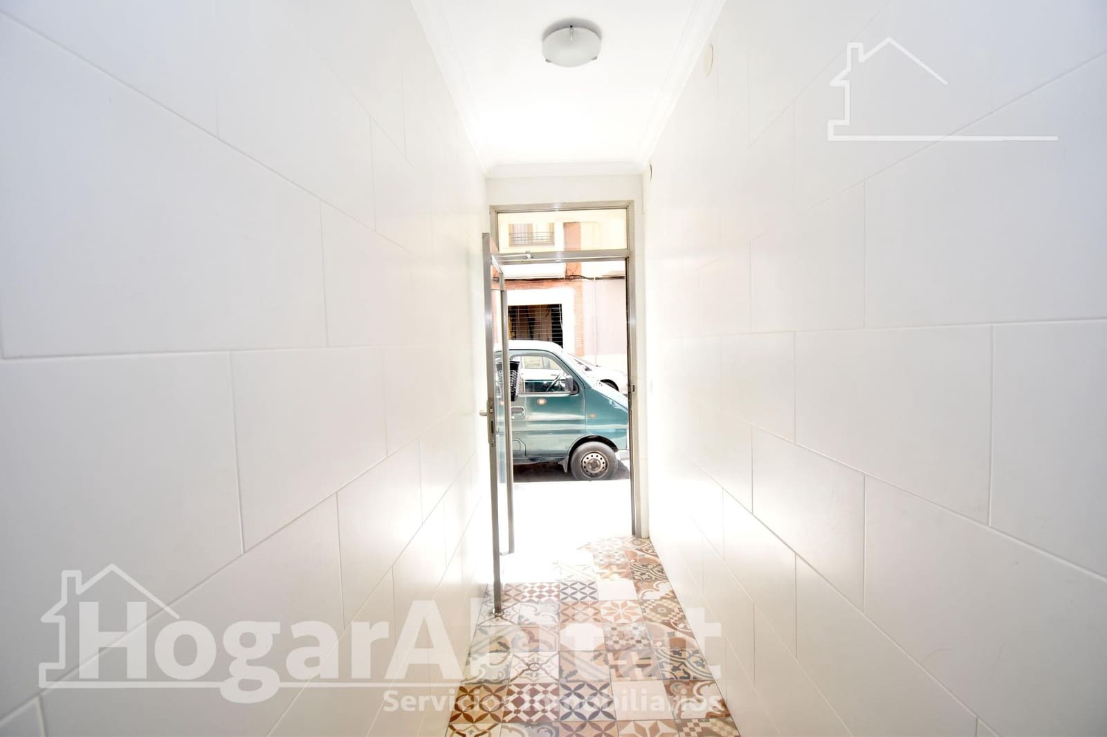 2 bedroom Flat for sale in Castello de la Plana - € 130,000 (Ref: 9411040)