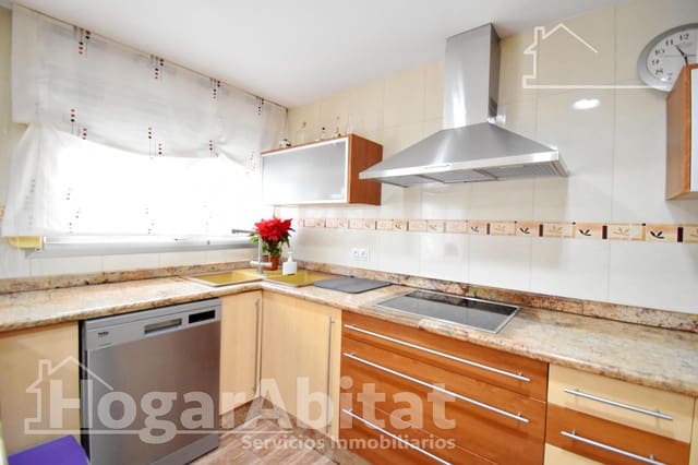 3 bedroom Townhouse for sale in Xeraco with garage - € 350,000 (Ref: 9411041)