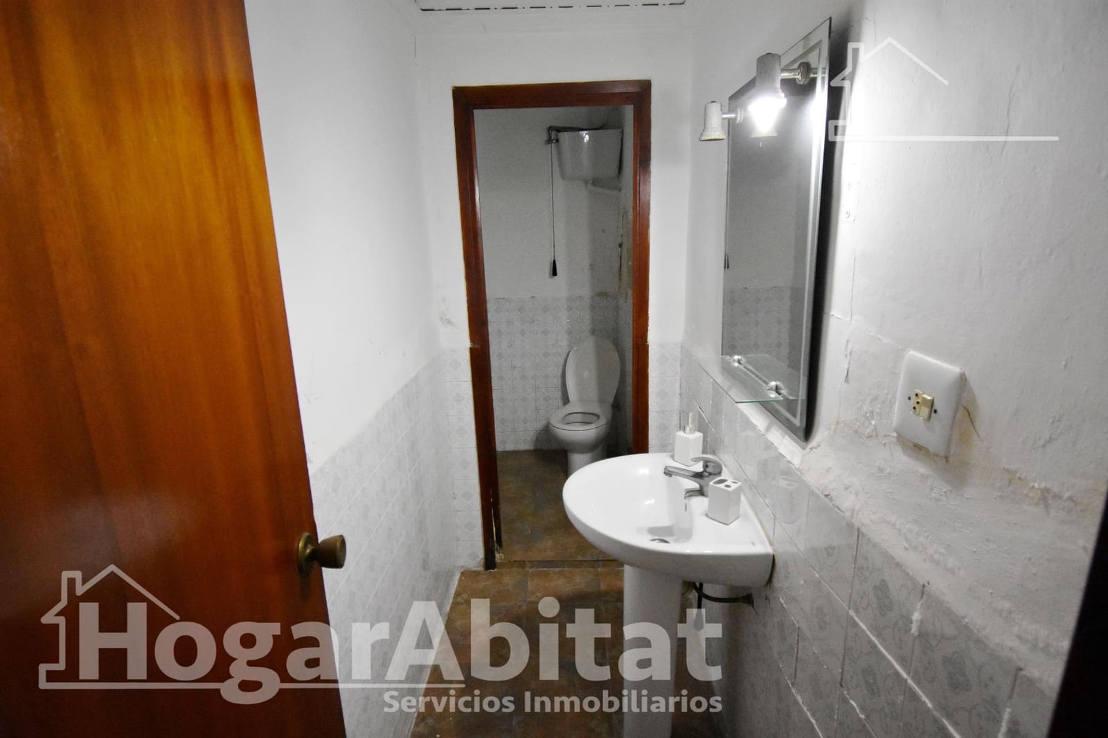 5 bedroom Townhouse for sale in Alzira - € 138,000 (Ref: 9411045)