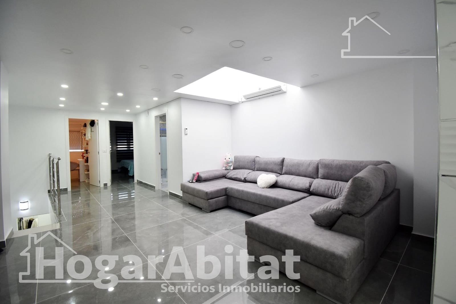 4 bedroom Townhouse for sale in Real de Gandia - € 245,000 (Ref: 9411046)