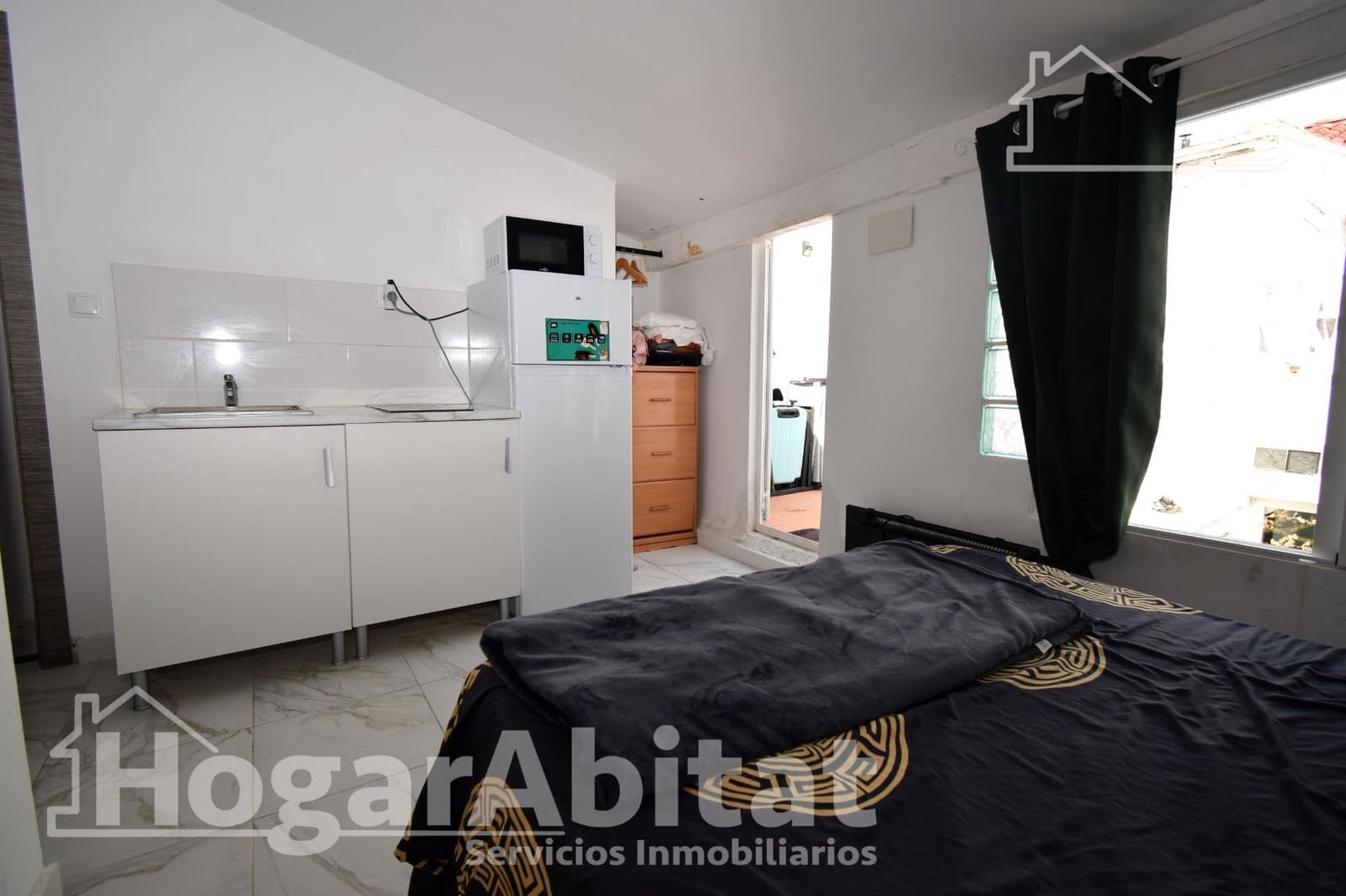 5 bedroom Townhouse for sale in Alginet with pool - € 217,000 (Ref: 9411048)