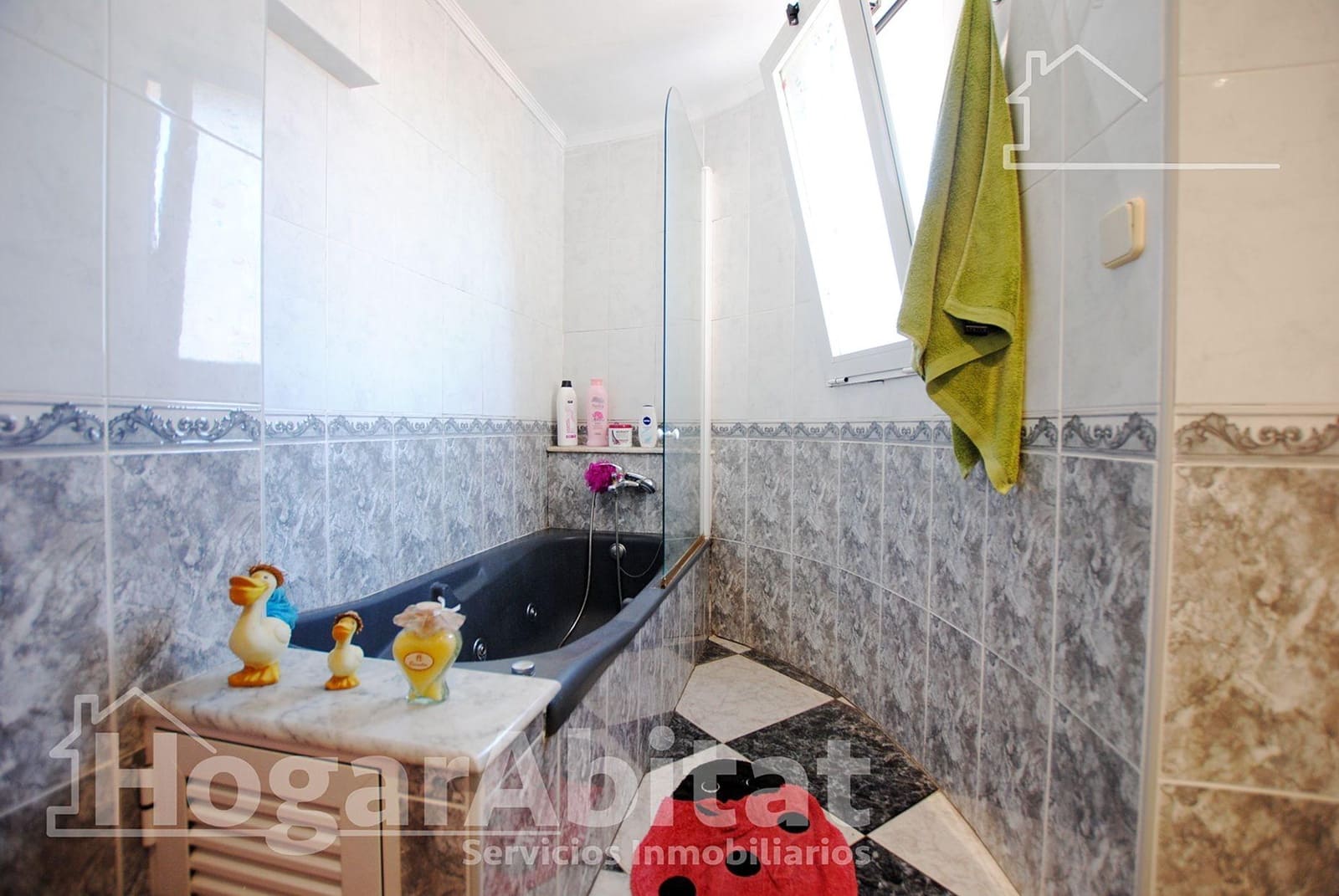 3 chambre Villa/Maison Mitoyenne à vendre à Barx avec garage - 235 000 € (Ref: 9414151)