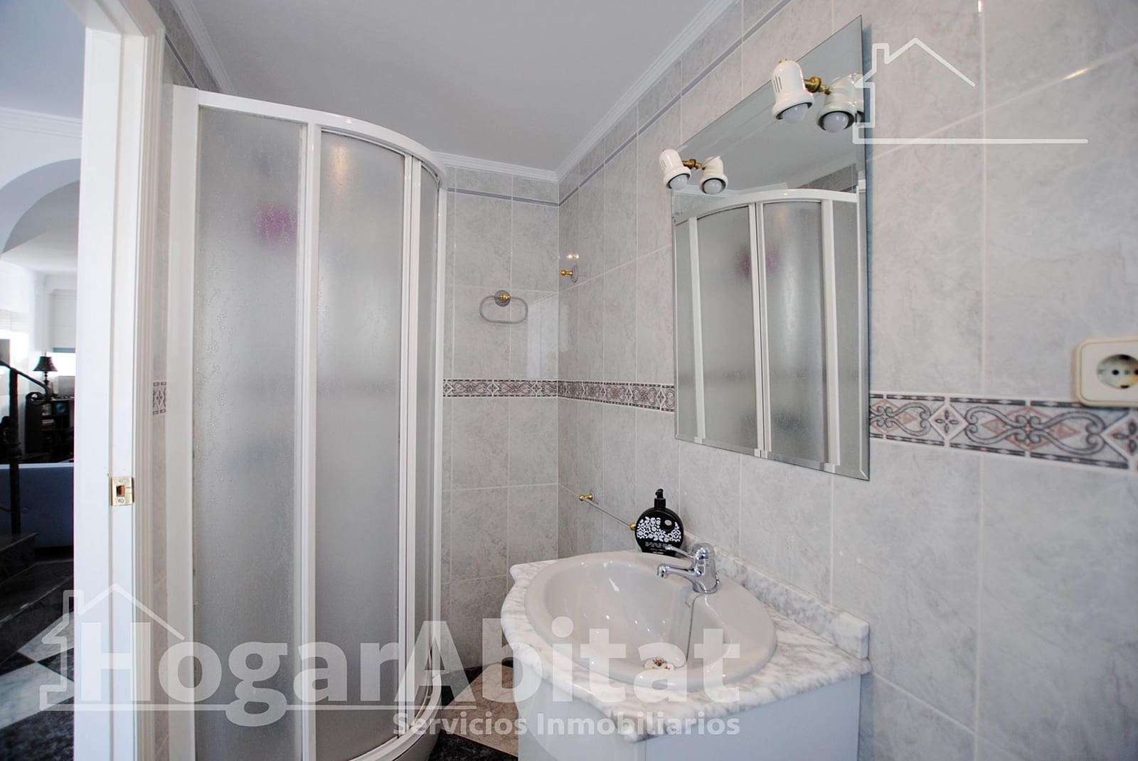 3 chambre Villa/Maison Mitoyenne à vendre à Barx avec garage - 235 000 € (Ref: 9414151)