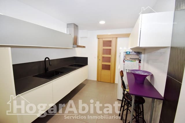 4 slaapkamer Flat te koop in Burriana / Borriana met zwembad - € 190.000 (Ref: 9414162)