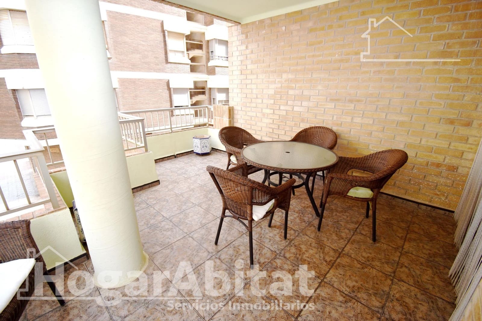 4 slaapkamer Flat te koop in Burriana / Borriana met zwembad - € 190.000 (Ref: 9414162)