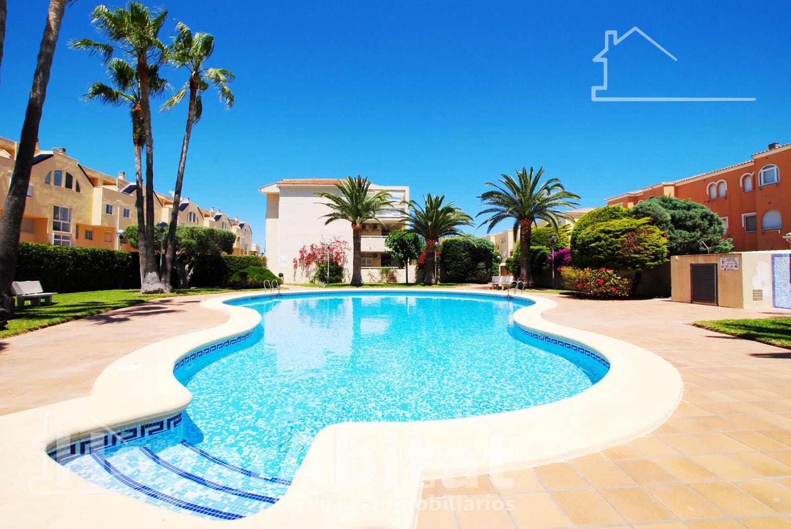 2 soveværelse Penthouse til salg i Denia med swimmingpool garage - € 415.000 (Ref: 9414165)