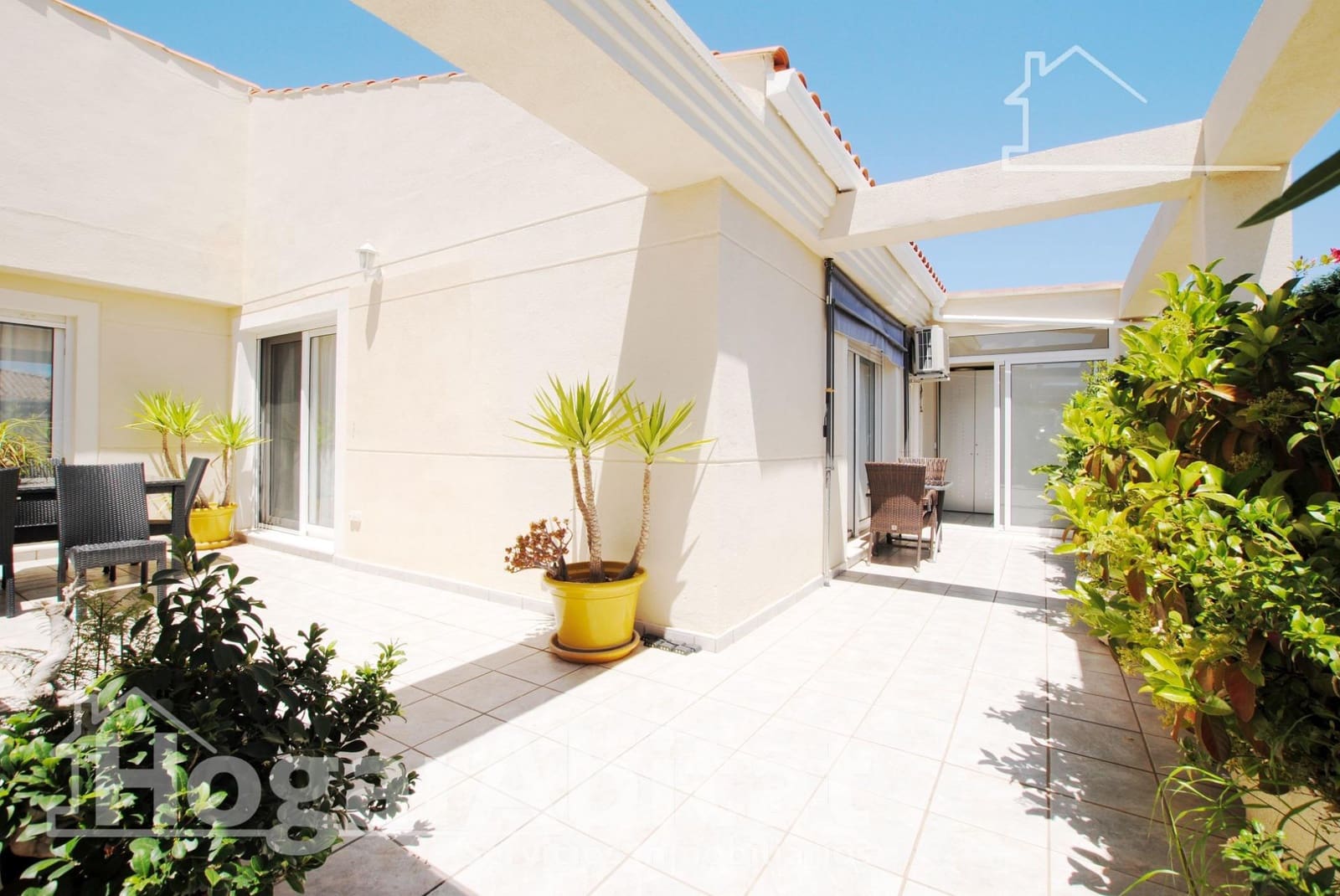 2 soveværelse Penthouse til salg i Denia med swimmingpool garage - € 415.000 (Ref: 9414165)