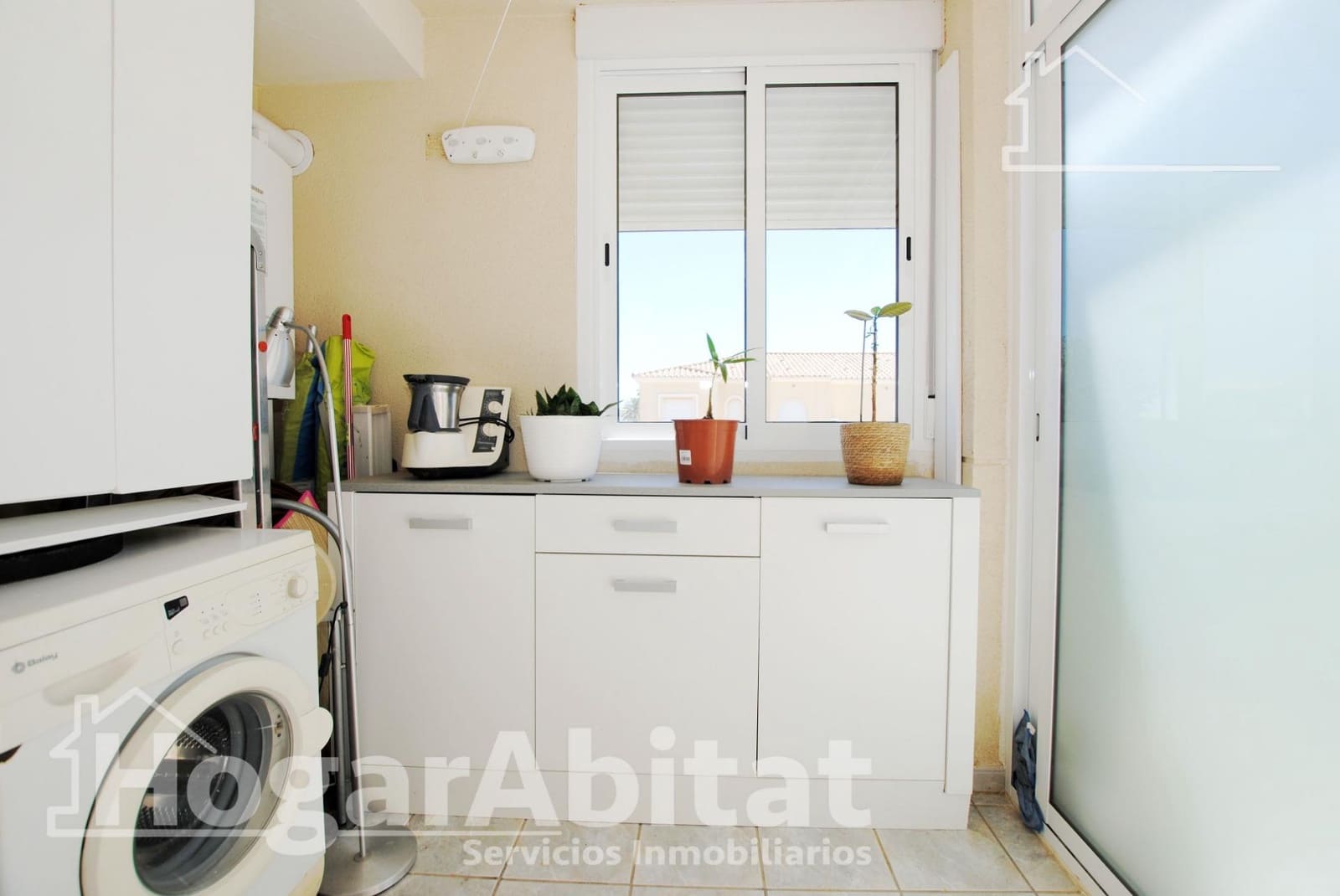 2 soveværelse Penthouse til salg i Denia med swimmingpool garage - € 415.000 (Ref: 9414165)