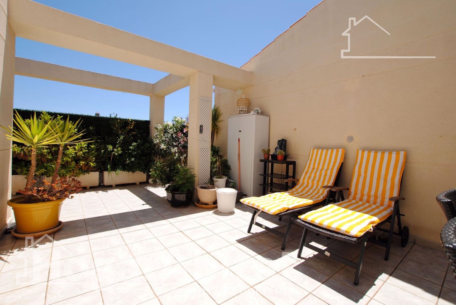 2 sovrum Takvåning till salu i Denia med pool garage - 415 000 € (Ref: 9414165)