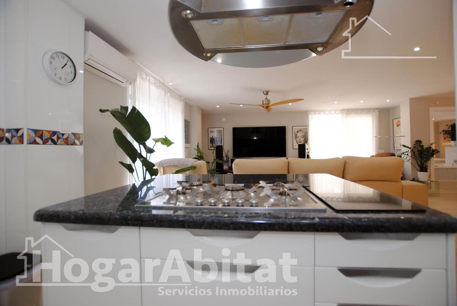 2 sovrum Takvåning till salu i Denia med pool garage - 415 000 € (Ref: 9414165)