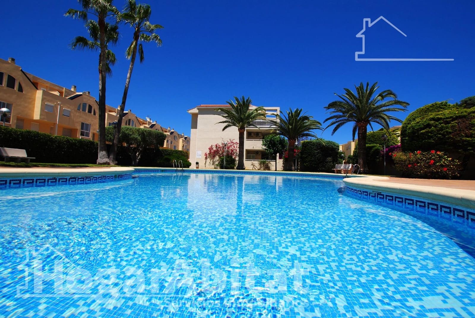 2 sovrum Takvåning till salu i Denia med pool garage - 415 000 € (Ref: 9414165)