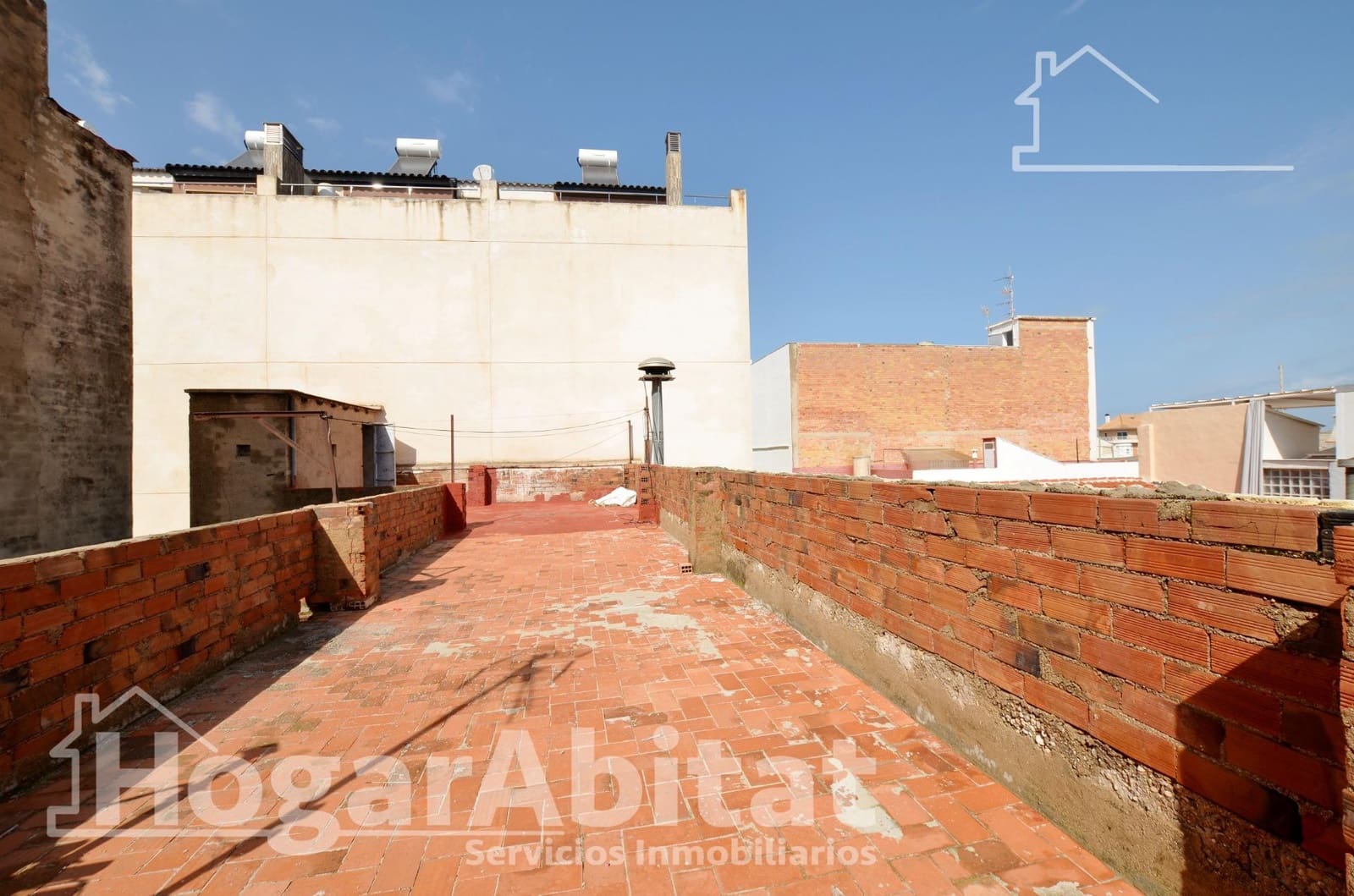 5 bedroom Townhouse for sale in Bellreguard with garage - € 445,000 (Ref: 9414337)