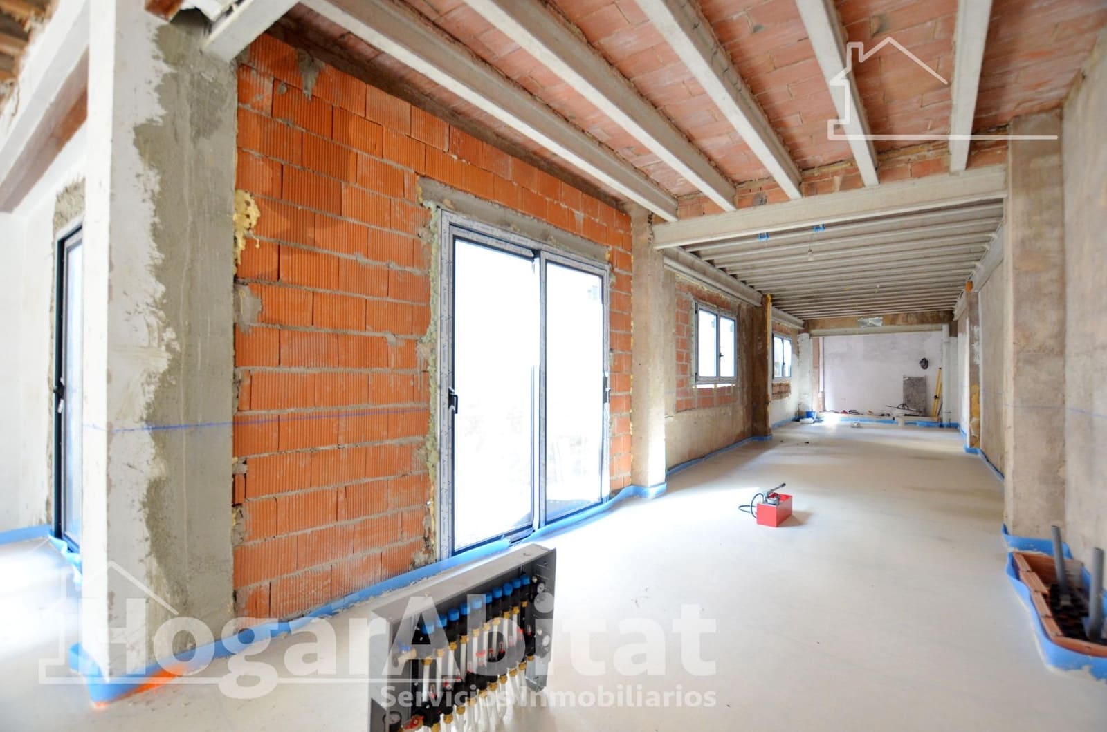 5 bedroom Townhouse for sale in Bellreguard with garage - € 445,000 (Ref: 9414337)